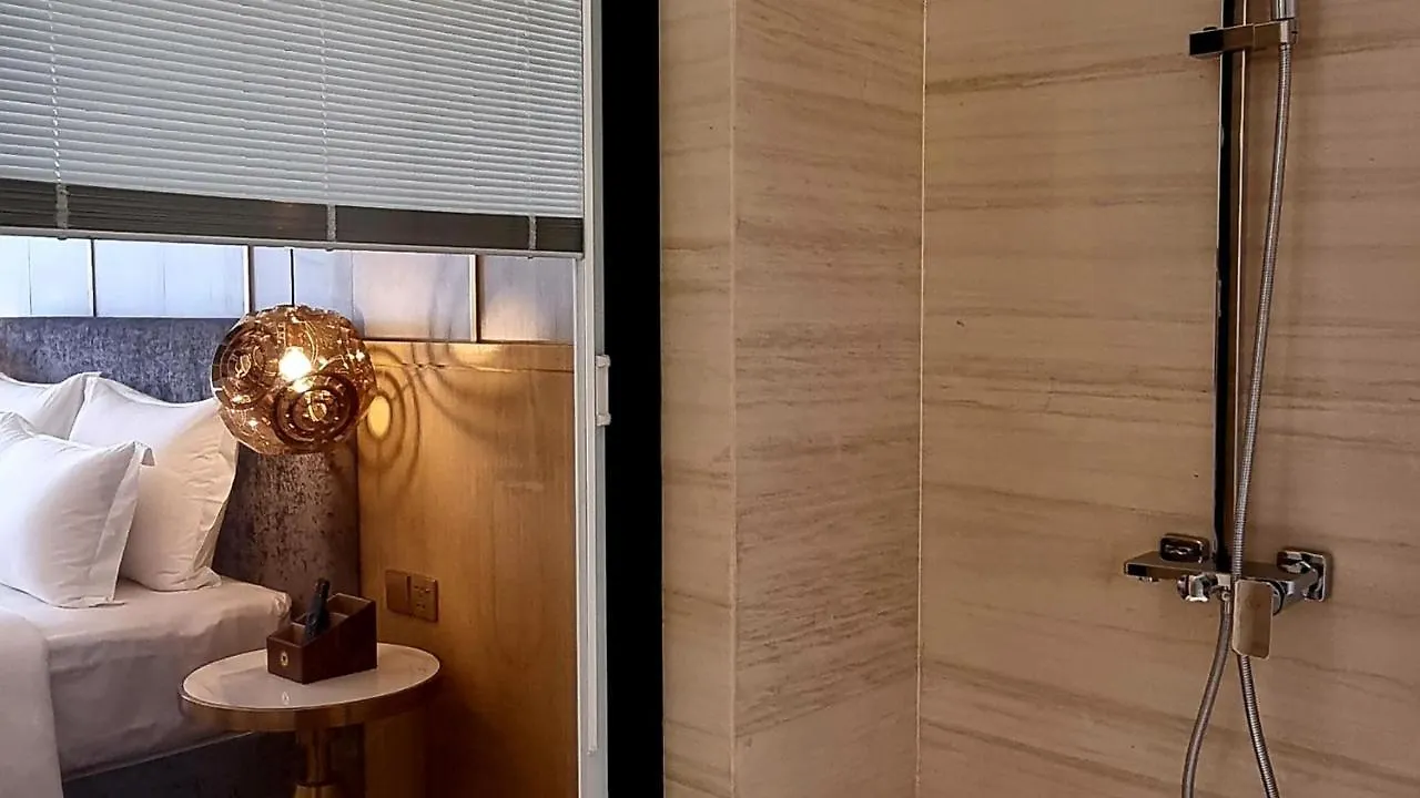 Won Majestic Hotel Cambodia سيهانوكفيل 5*,