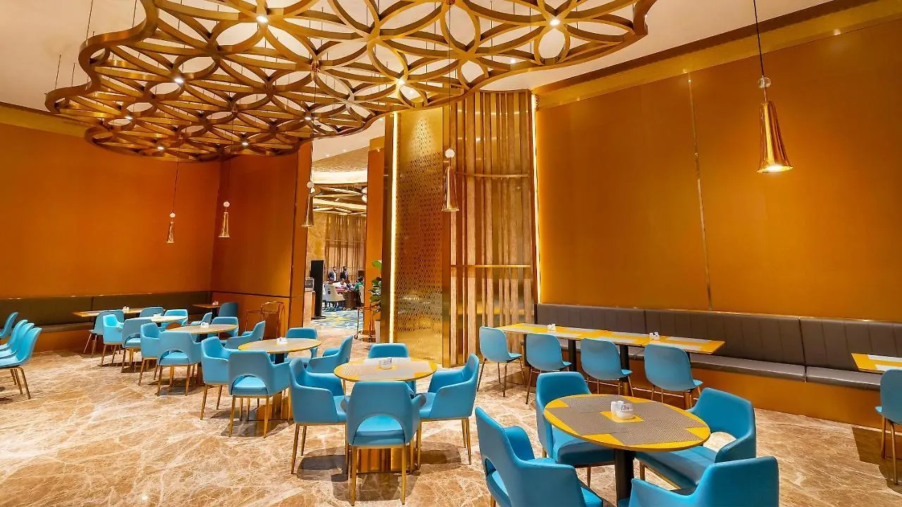 Won Majestic Hotel Cambodia سيهانوكفيل 5*,  كمبوديا