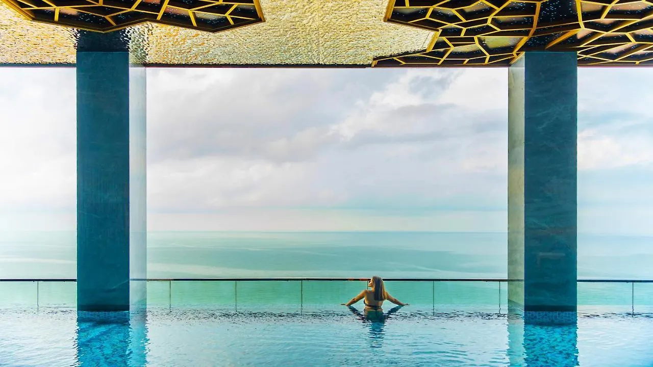 Won Majestic Hotel Cambodia سيهانوكفيل 5*,  كمبوديا